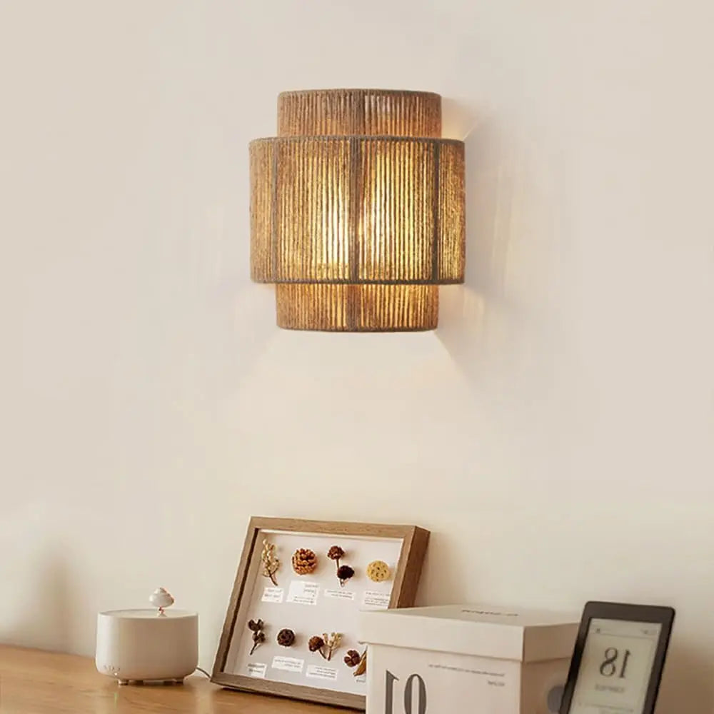 Boho Rattan Wall Light Woven Hemp Rope Wall Sconces Light Fixture Farmhouse Rustic Wall Lamps for Living Room Bedroom Stairway
